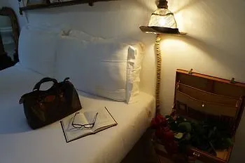 ** Hotel Jacuzzi Rooms Rome Italy