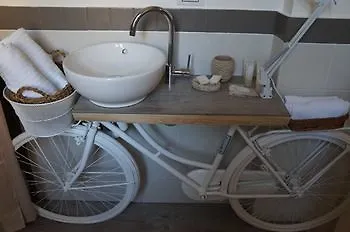 ** Hotel Jacuzzi Rooms Rome Italy